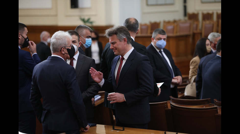 45-ИЯТ ПАРЛАМЕНТ: Новите 240 полагат клетва