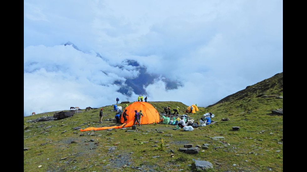 Боян Петров по пътя към връх Даулагири