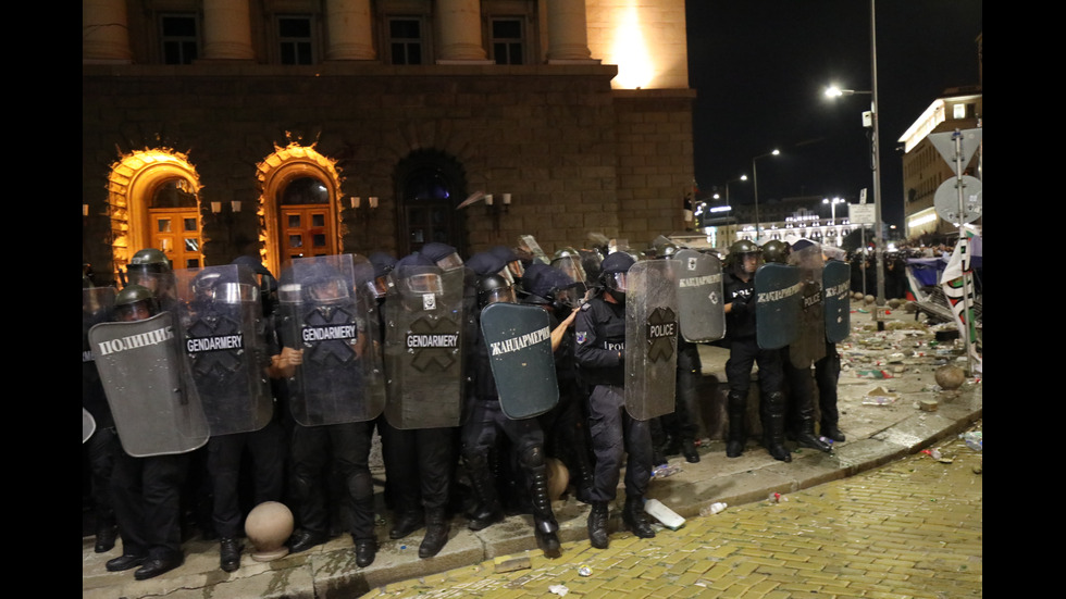 Нова вечер на протести в София