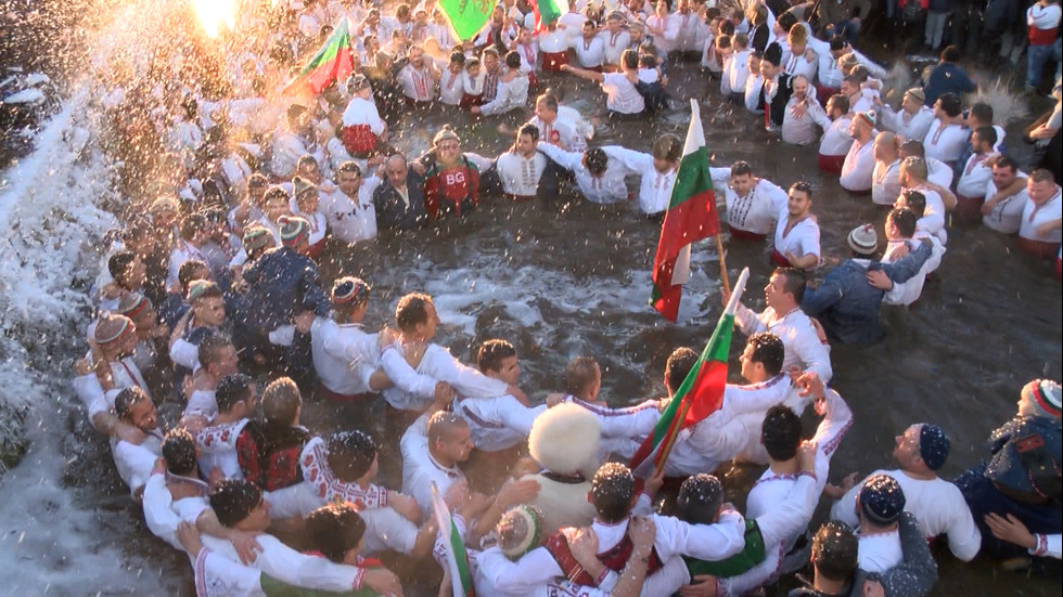 България празнува Богоявление