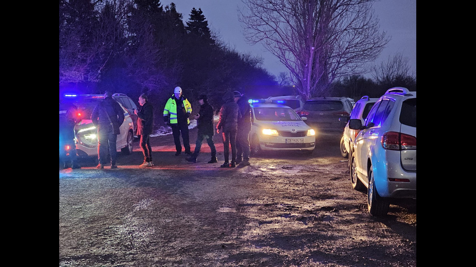 Два влака се сблъскаха челно край Локорско: Има загинали и ранени