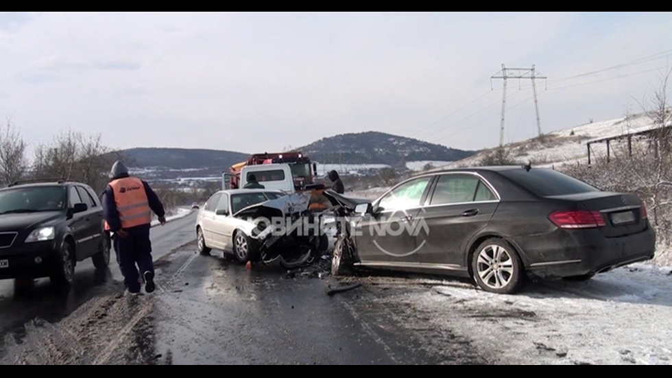 Жена загина в катастрофа на пътя Карлово-Пловдив