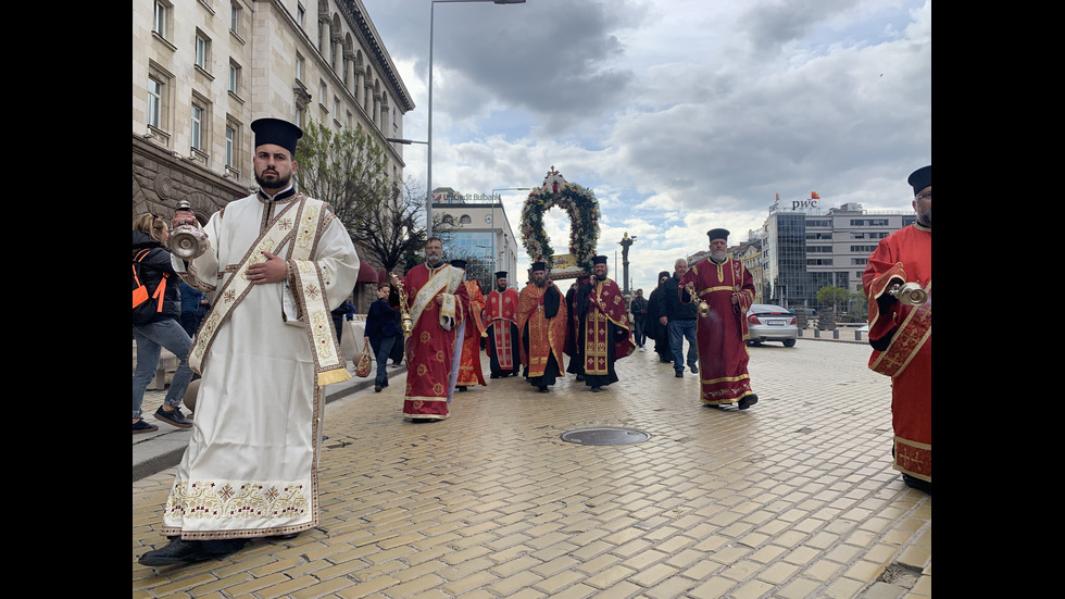 Пристигнаха мощите на Свети Георги