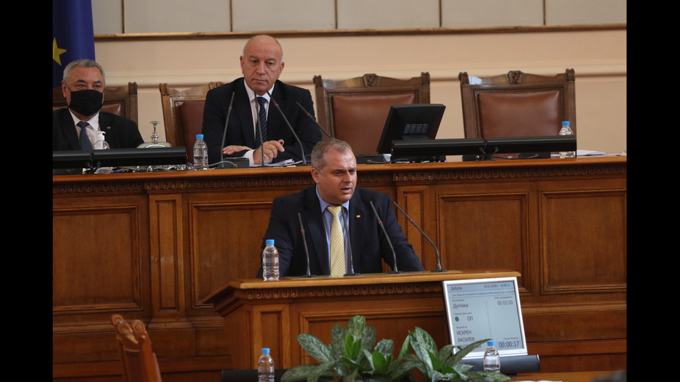 Антиправителствените протести минават в нова фаза