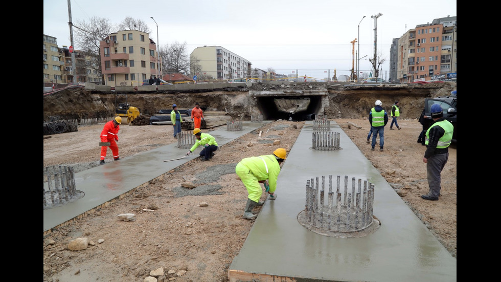 Борисов инспектира строителните дейности във Варна