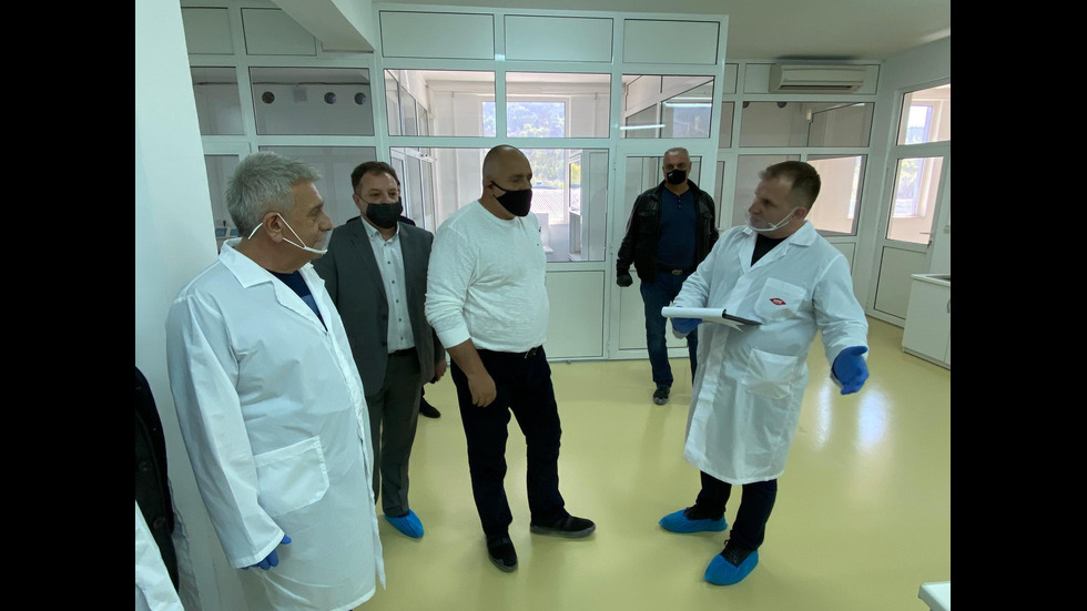 Борисов посети завод за дезинфектанти