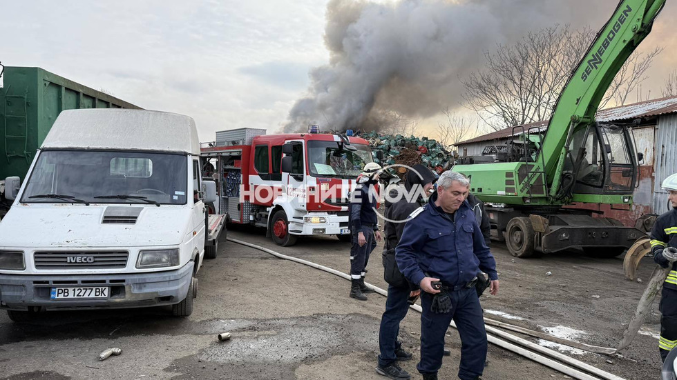 Пожар в автоморга в Бургас