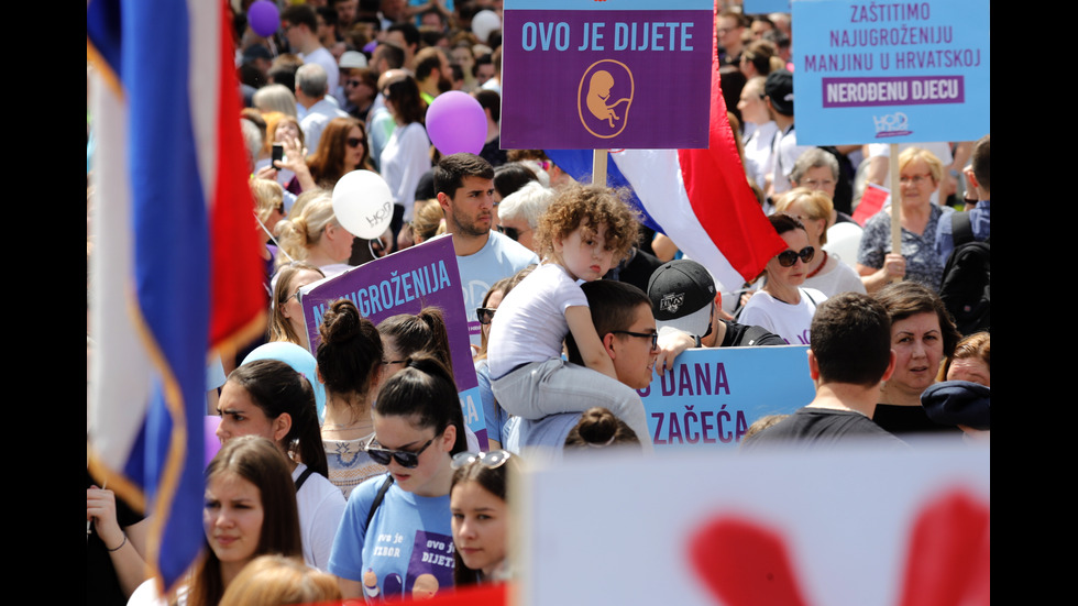 Хиляди се включиха в митинг срещу абортите в Хърватия
