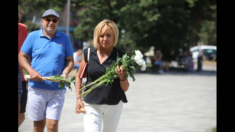 Кой дойде на поклонението на Николай Колев - Босия