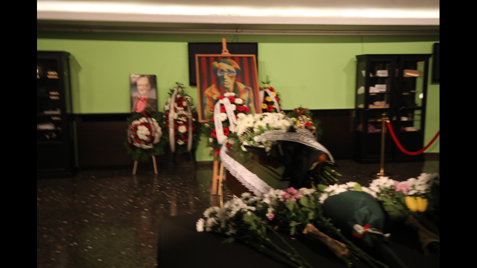 Прощаваме се с актьора Славчо Пеев