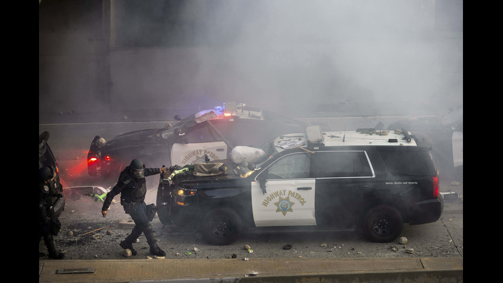 Сблъсъци между Гвардията и протестиращи в Лос Анджелис