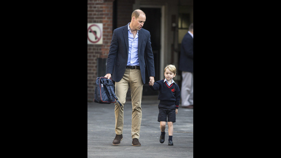 Принц Джордж тръгна на училище
