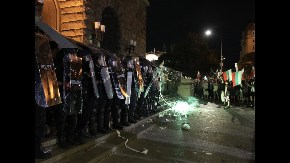 Нова вечер на протести в София