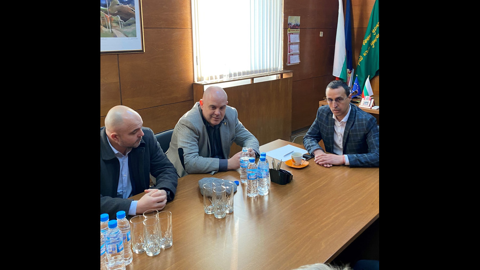 Гешев се срещна с кметовете на Чирпан и Зетьово