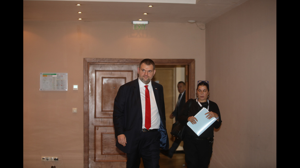 Пеевски ще се кандидатира за председател на ДПС