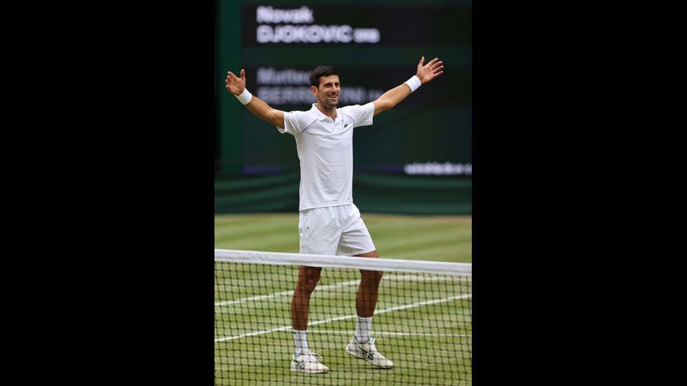 Джокович изравни Федерер и Надал (ГАЛЕРИЯ)