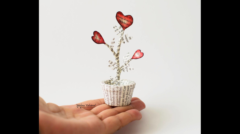 Магически скулптури от хартия