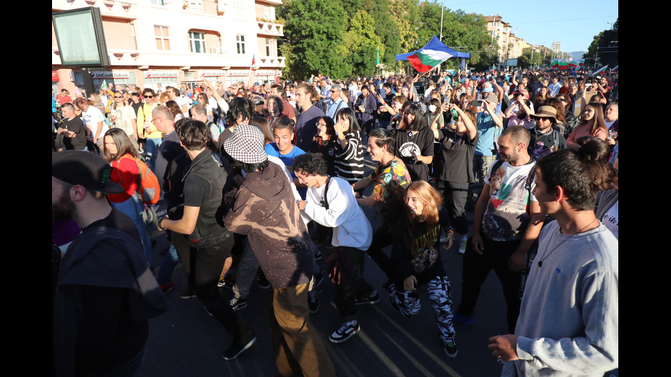 Митинг-концерт променя движението на градския транспорт в София