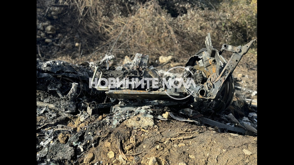 След гонката с полицията в София: Какво е останало от запаления автомобил