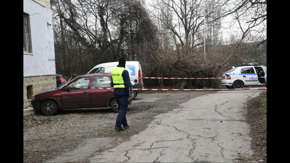 Мъж е застрелян пред жилищен блок в София