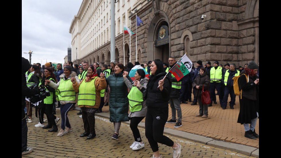 Въпреки меморандума: Част от земеделците продължават с протестите