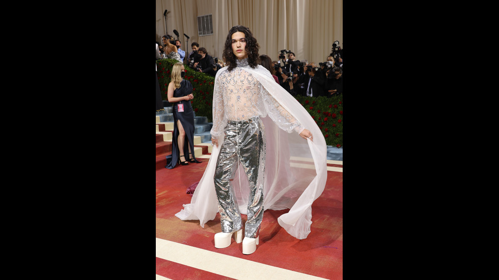 От червения килим на Met Gala 2022