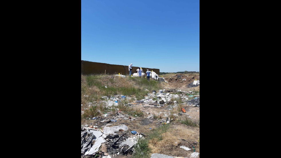 Прокуратурата: Отпадъците край Червен бряг са опасни