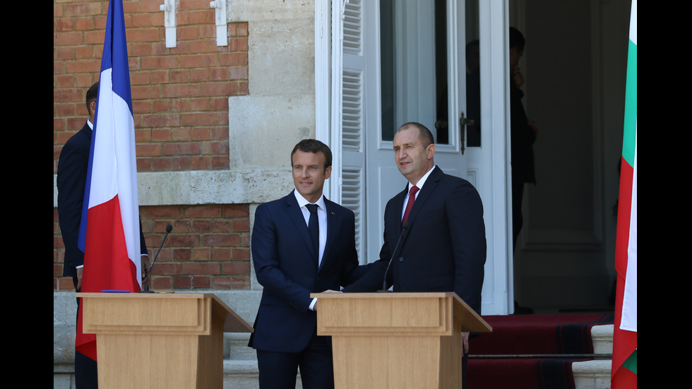 Радев: България гледа отговорно на отношенията с Франция