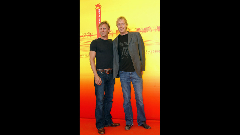 Даниел Крейг - секси агентът 007 на 52