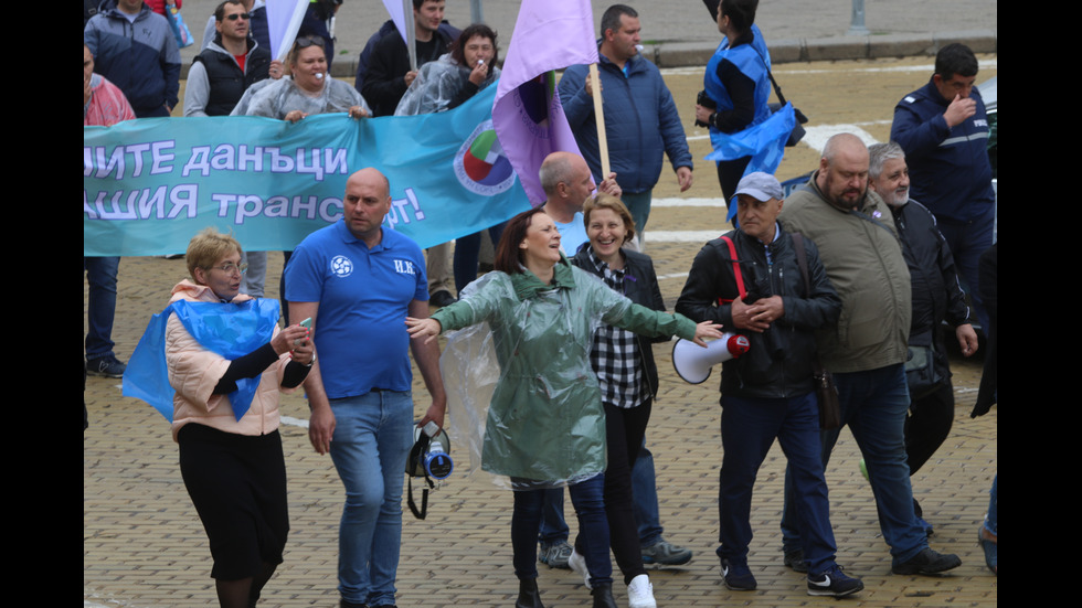 Протести и блокади парализираха София и други големи градове