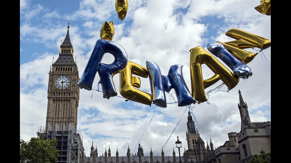 Хиляди протестираха в Лондон срещу Brexit