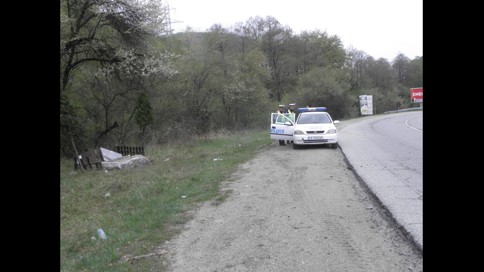 27-годишен столичанин оцеля по чудо след зрелищна каскада на пътя за Банско