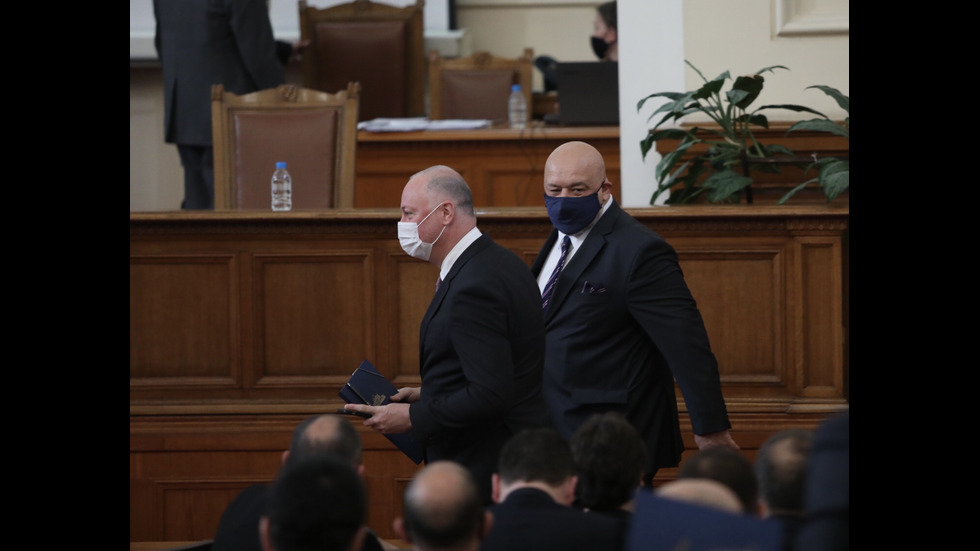 45-ИЯТ ПАРЛАМЕНТ: Новите 240 полагат клетва