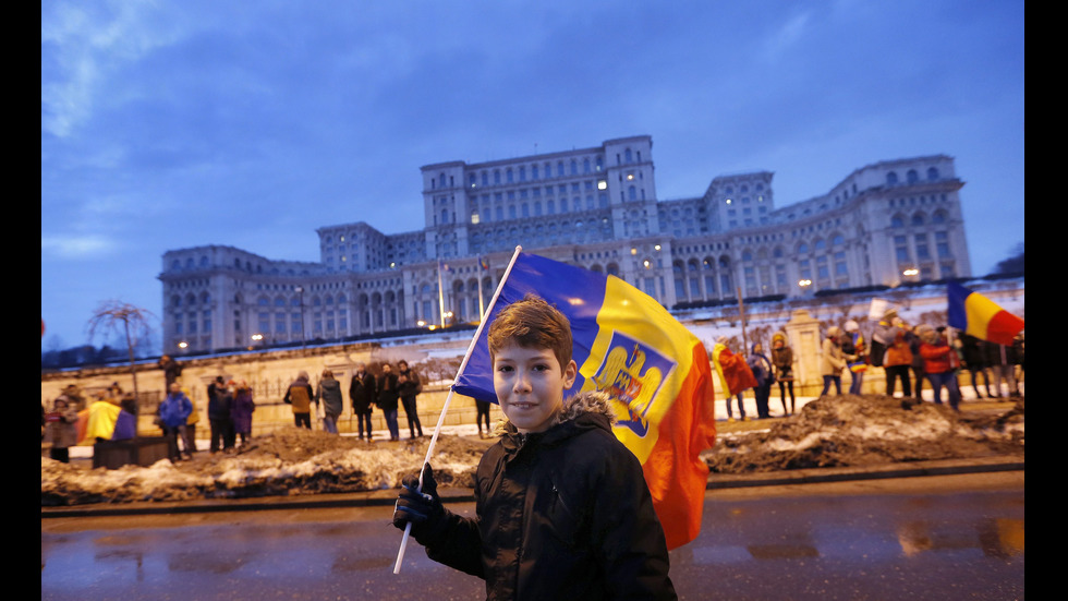 Румъния отменя спорния указ за декриминализирането на корупцията