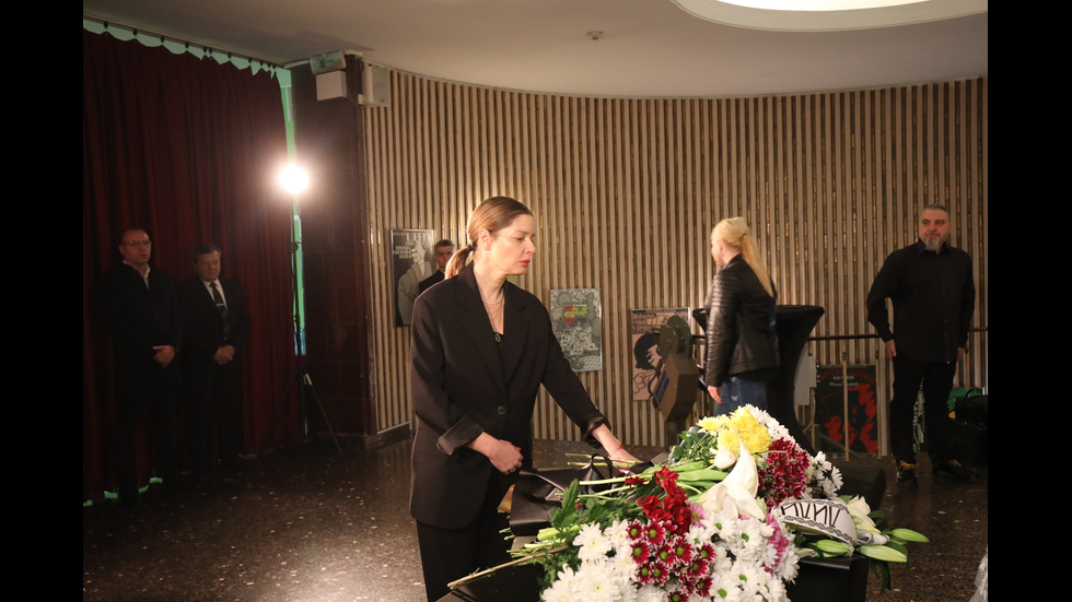 Прощаваме се с актьора Славчо Пеев