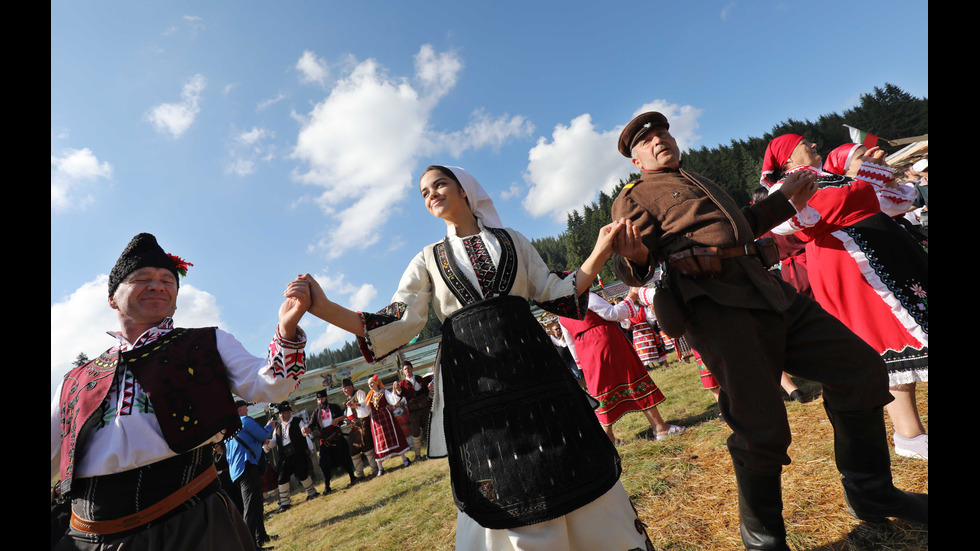 Втори ден Роженският събор представя магията на Родопите