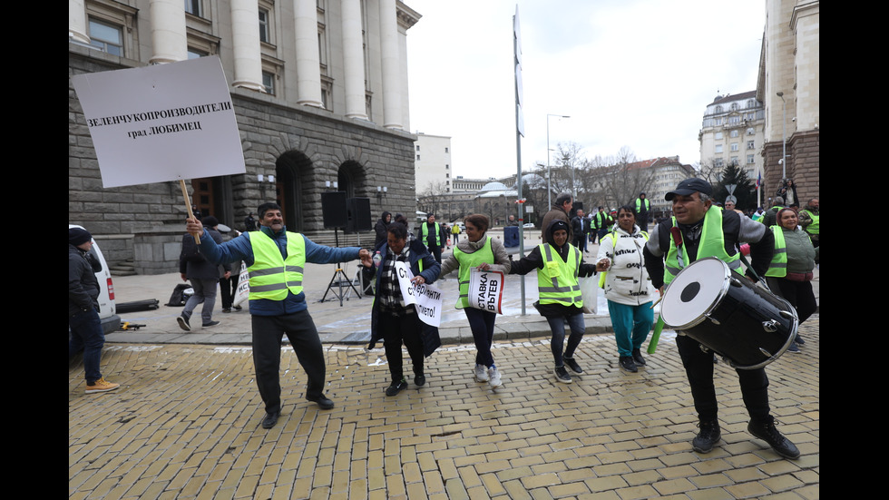 Въпреки меморандума: Част от земеделците продължават с протестите