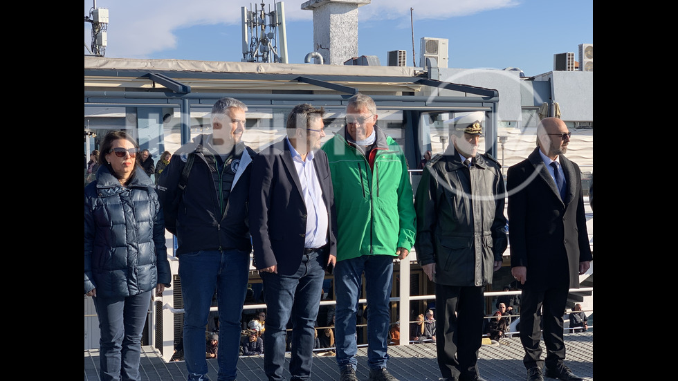 Екип на NOVA отплава към Антарктида с първия ни изследователски кораб