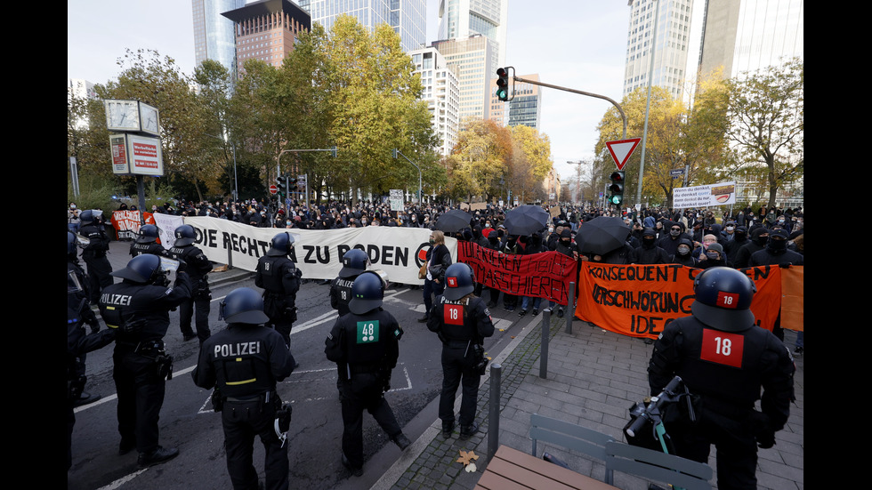 Нови протести срещу предпазните маски в Германия