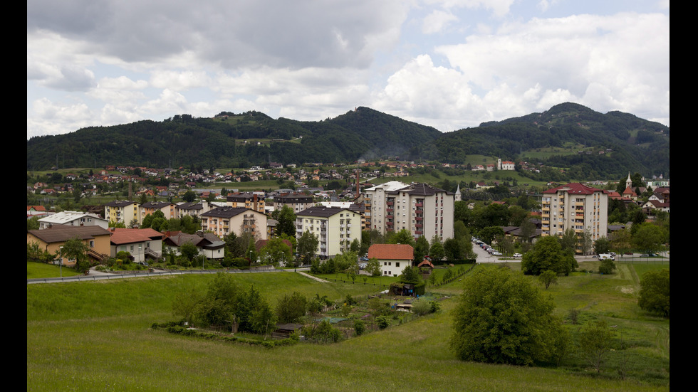 Радост в родния град на Мелания Тръмп