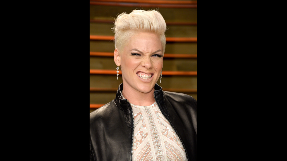 P!nk се завърна на музикалната сцена с девети студиен албум