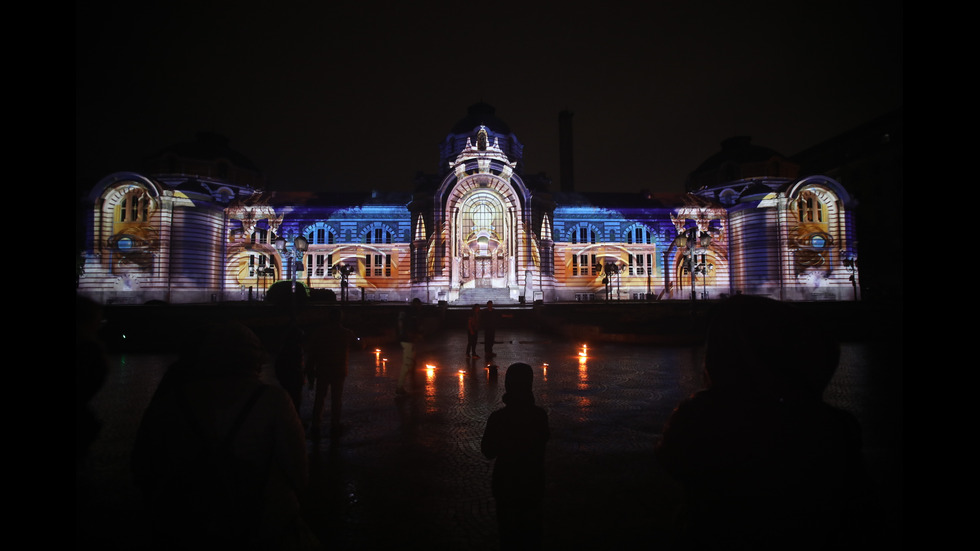 Започна фестивалът на светлината "Лунар"