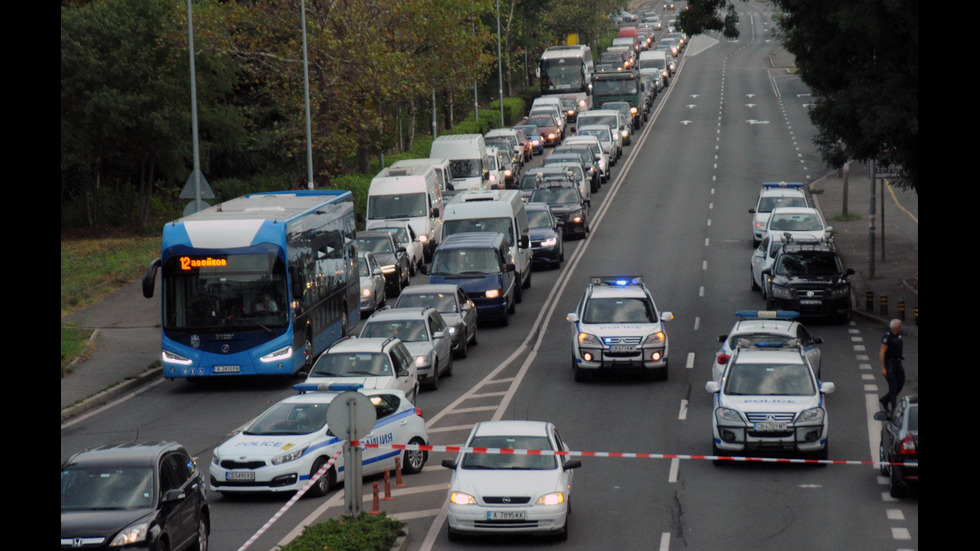 Двама полицаи загинаха при катастрофа в Бургас