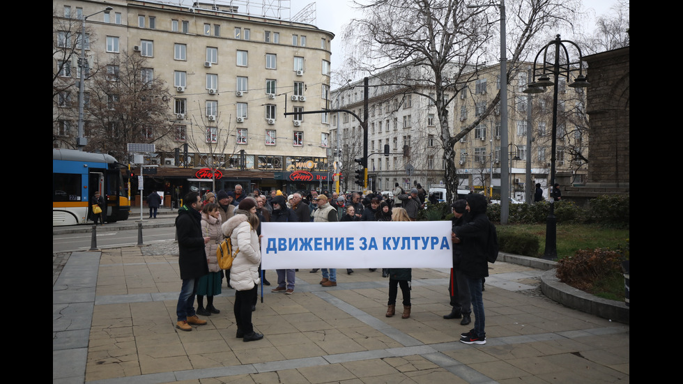 Шествие в подкрепа на режисьора Александър Морфов