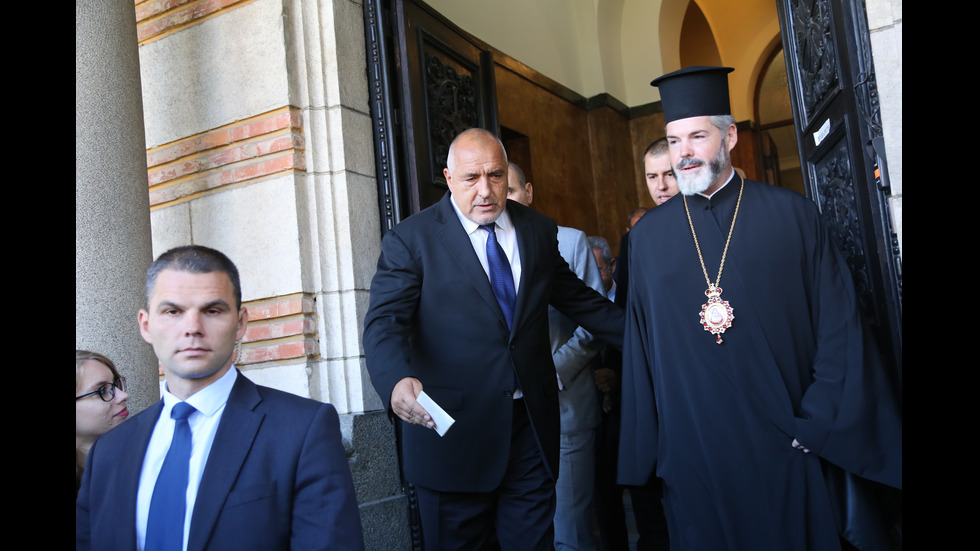 Премиерът се срещна с представители на Светия Синод