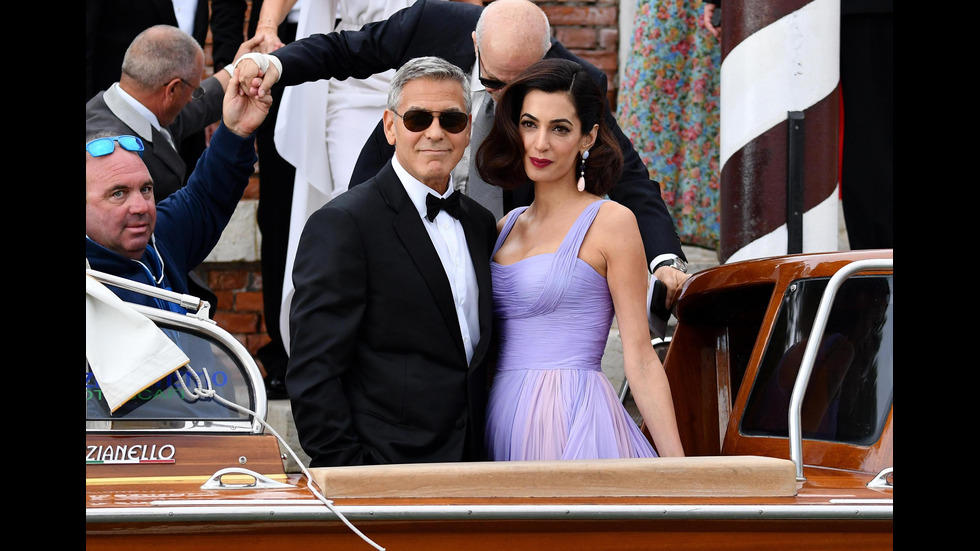 Амал Клуни - изумително красива на фестивала във Венеция