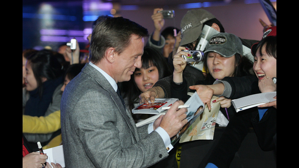 Даниел Крейг - секси агентът 007 на 52