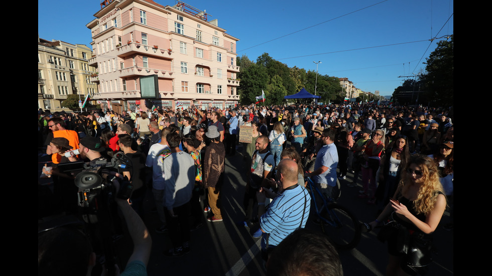 Митинг-концерт променя движението на градския транспорт в София