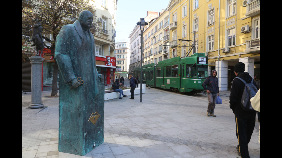 Паметник на Борисов се появи в София