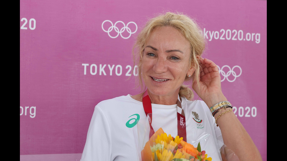 Край на състезателната кариера на Мария Гроздева (СНИМКИ)